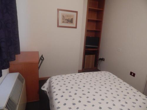 Hotel Aurora Тревизо Екстериор снимка
